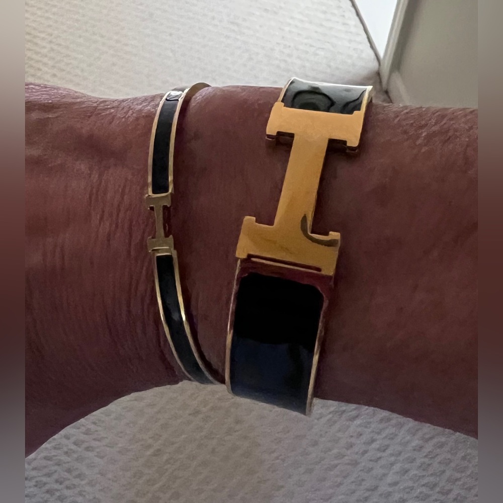 H bracelet set